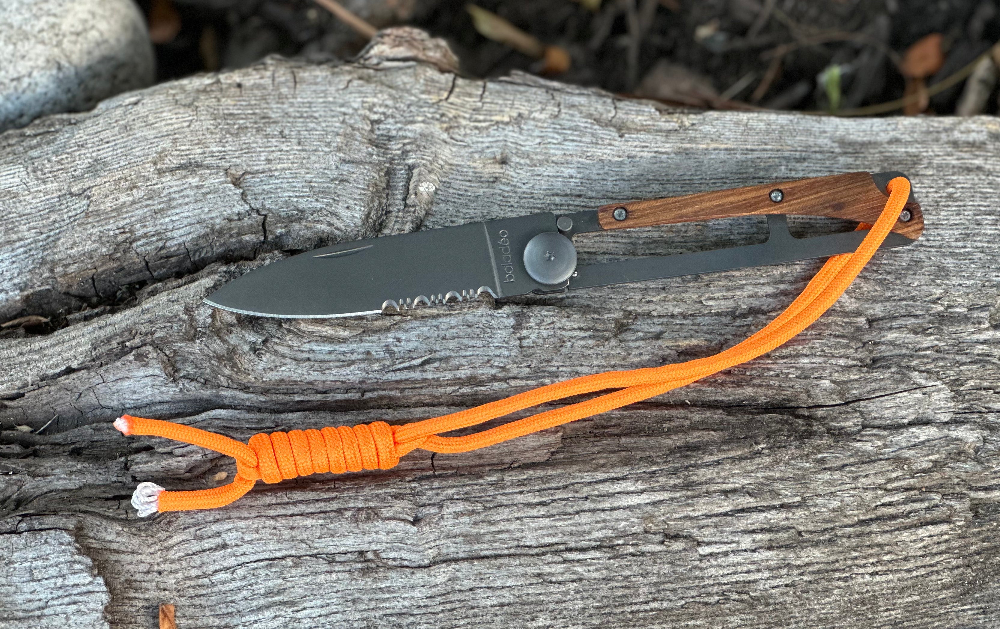 Papagayo Skinny Folder Serrated Linerlock 4" Pocket Knife