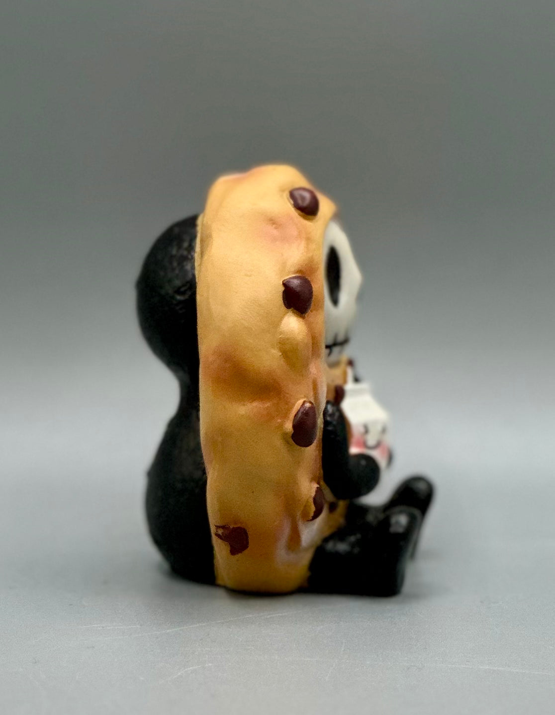 Choco Chip the Chocolate Chip Cookie Signature Skeleton Furrybones Collectible Figurine Glow Fish Studios