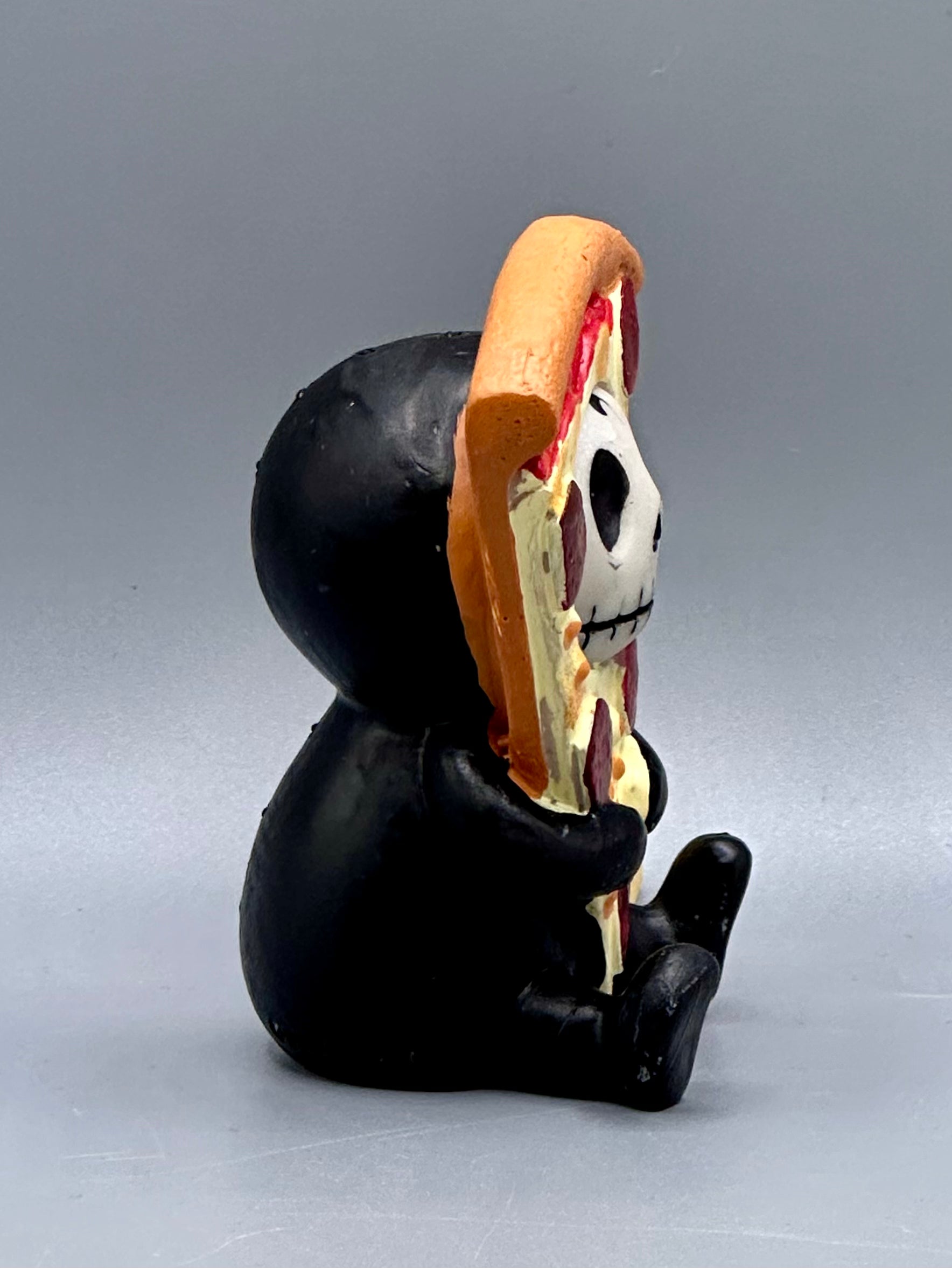 Peppi the Pepperoni Pizza Signature Skeleton Furrybones Collectible Figurine Glow Fish Studios