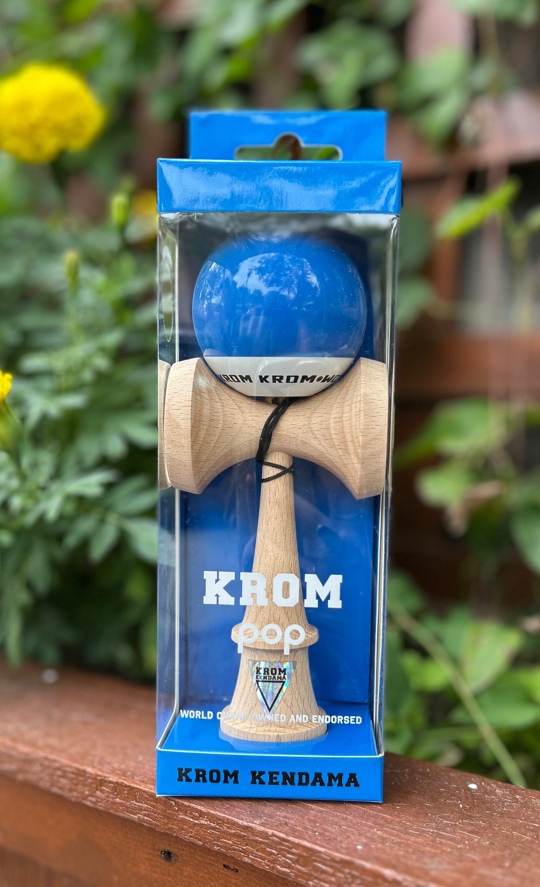 KROM Pop Lol Dark Blue Kendama