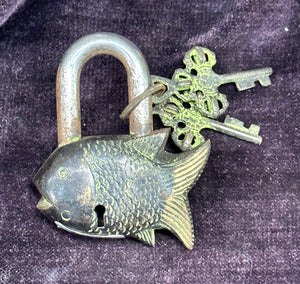 Tibetan Antiqued Brass Lock Koi Fish