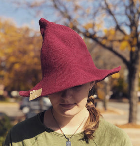 Witch Hat - wine red