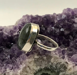 Labradorite Gemstone Sterling Silver Ring size 6.5